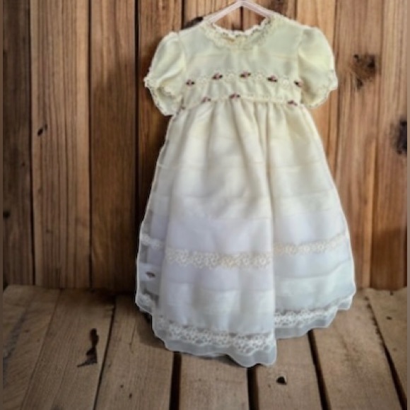 Beautiful girls 24m dress - Picture 2 of 6